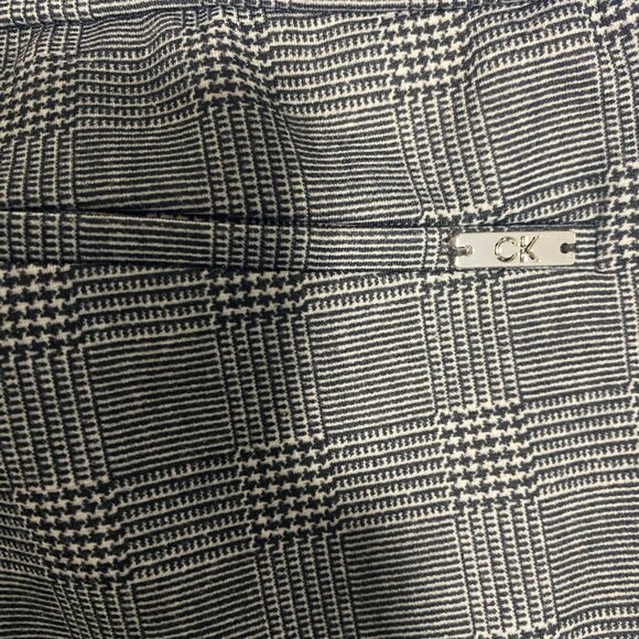 ✨ Calvin Klein Houndstooth Ankle Pants – Size 10 ✨ - Picture 2 of 3